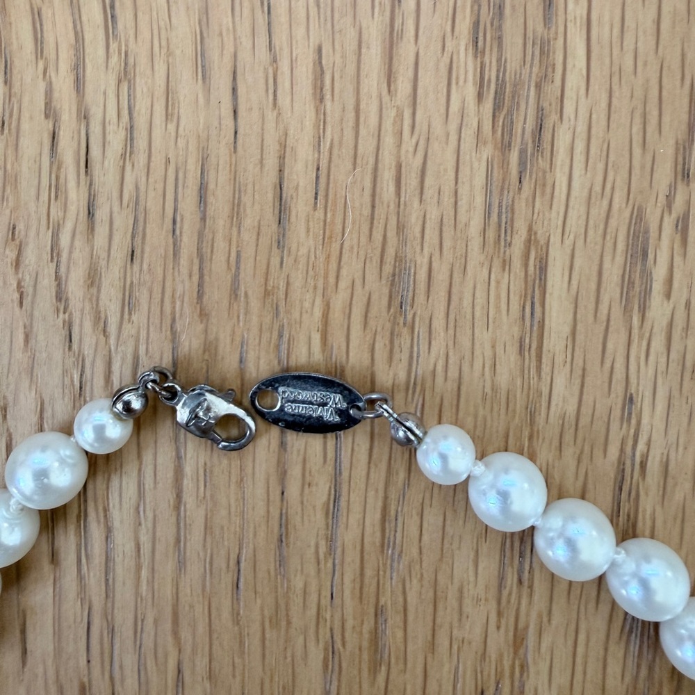 Vivienne Westwood Pearl Choker - Picture 4 of 5